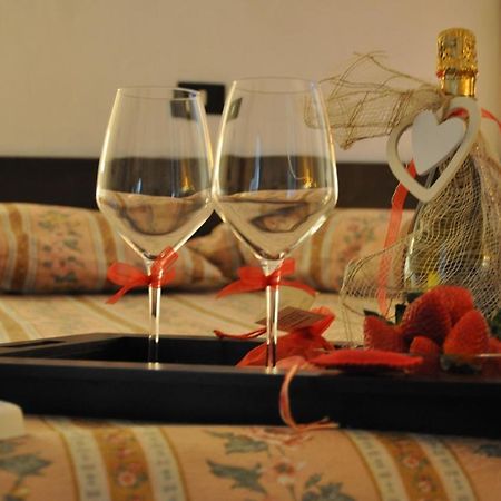 Sembenini Palace Riva del Garda Kültér fotó