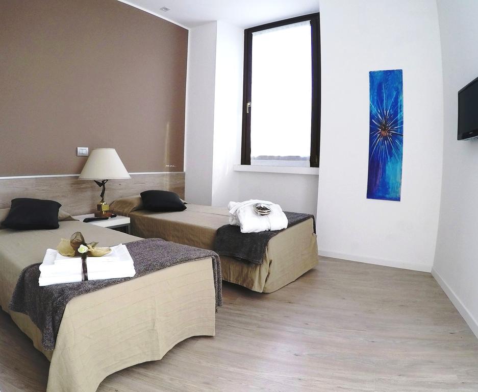 Sembenini Palace Riva del Garda Kültér fotó