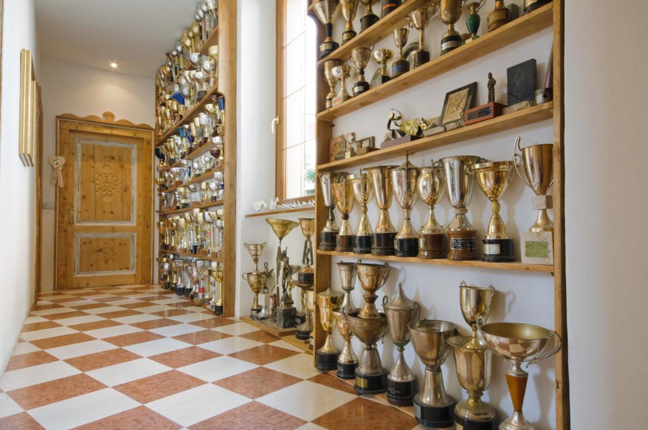 Sembenini Palace Riva del Garda Kültér fotó