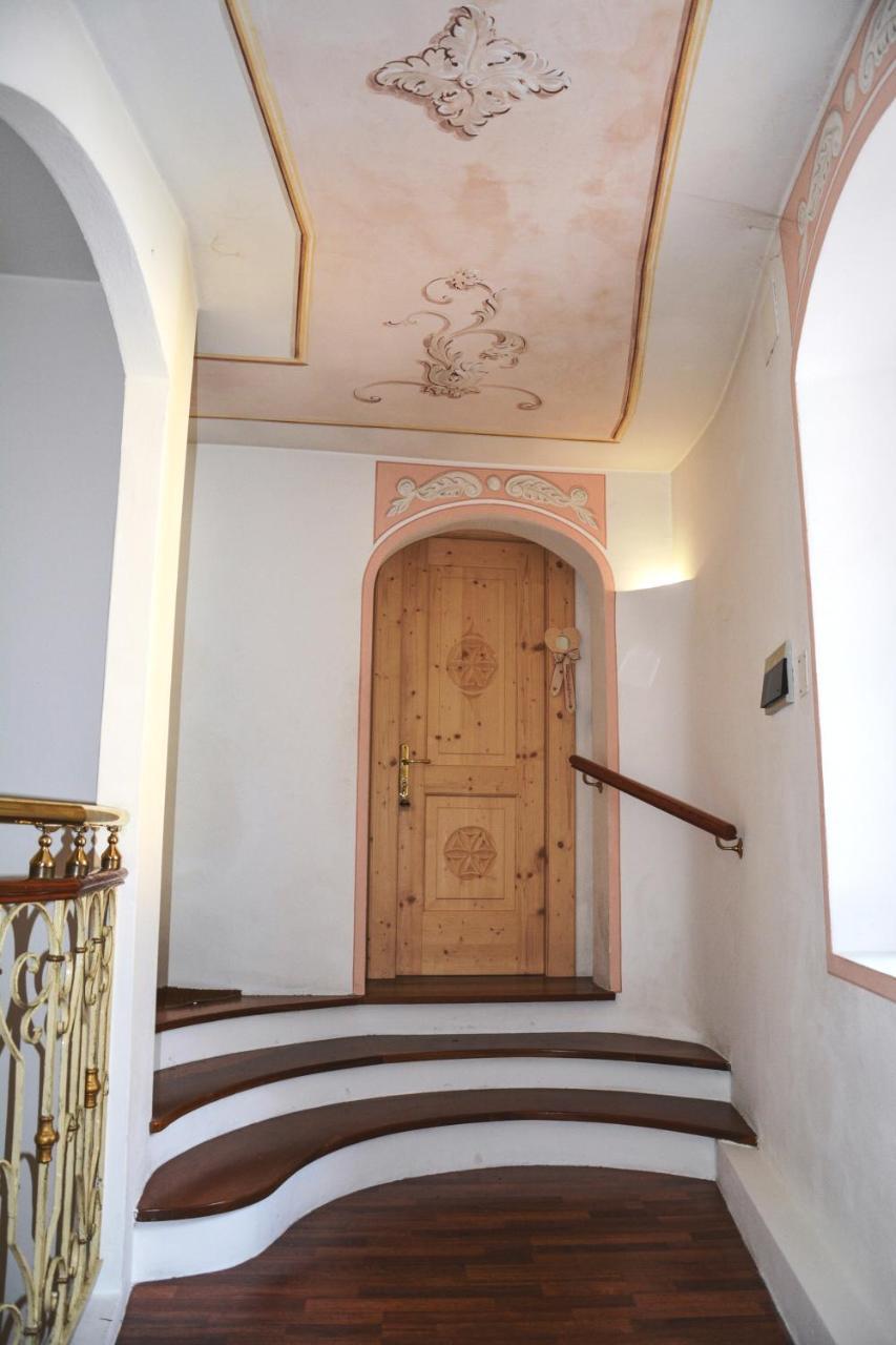 Sembenini Palace Riva del Garda Kültér fotó